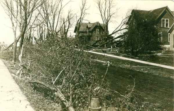 1918 Calmar Tornado Photo provided by Hank Zaletel 
